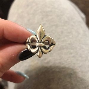 Fleur de lis James Avery ring.